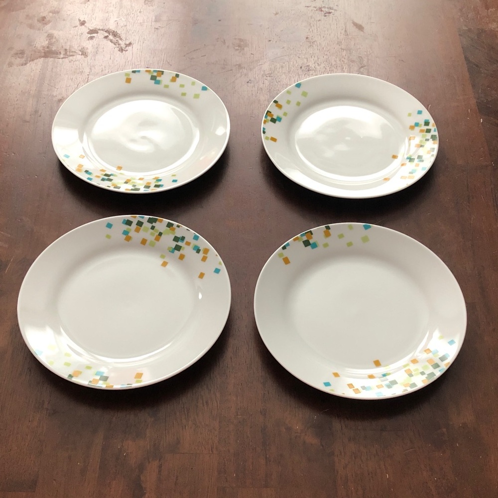 Gallery Snack Plates with Square Design Set of 4